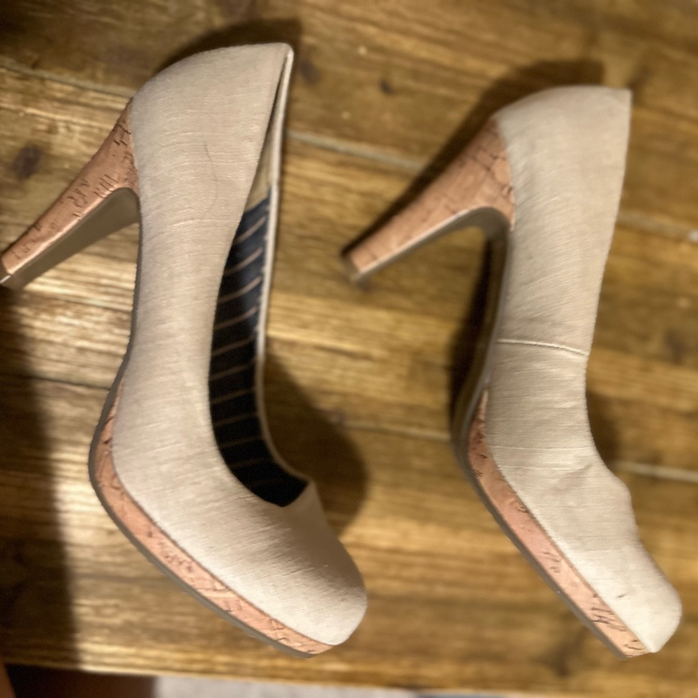 Spring shoes - Picture 3 of 3